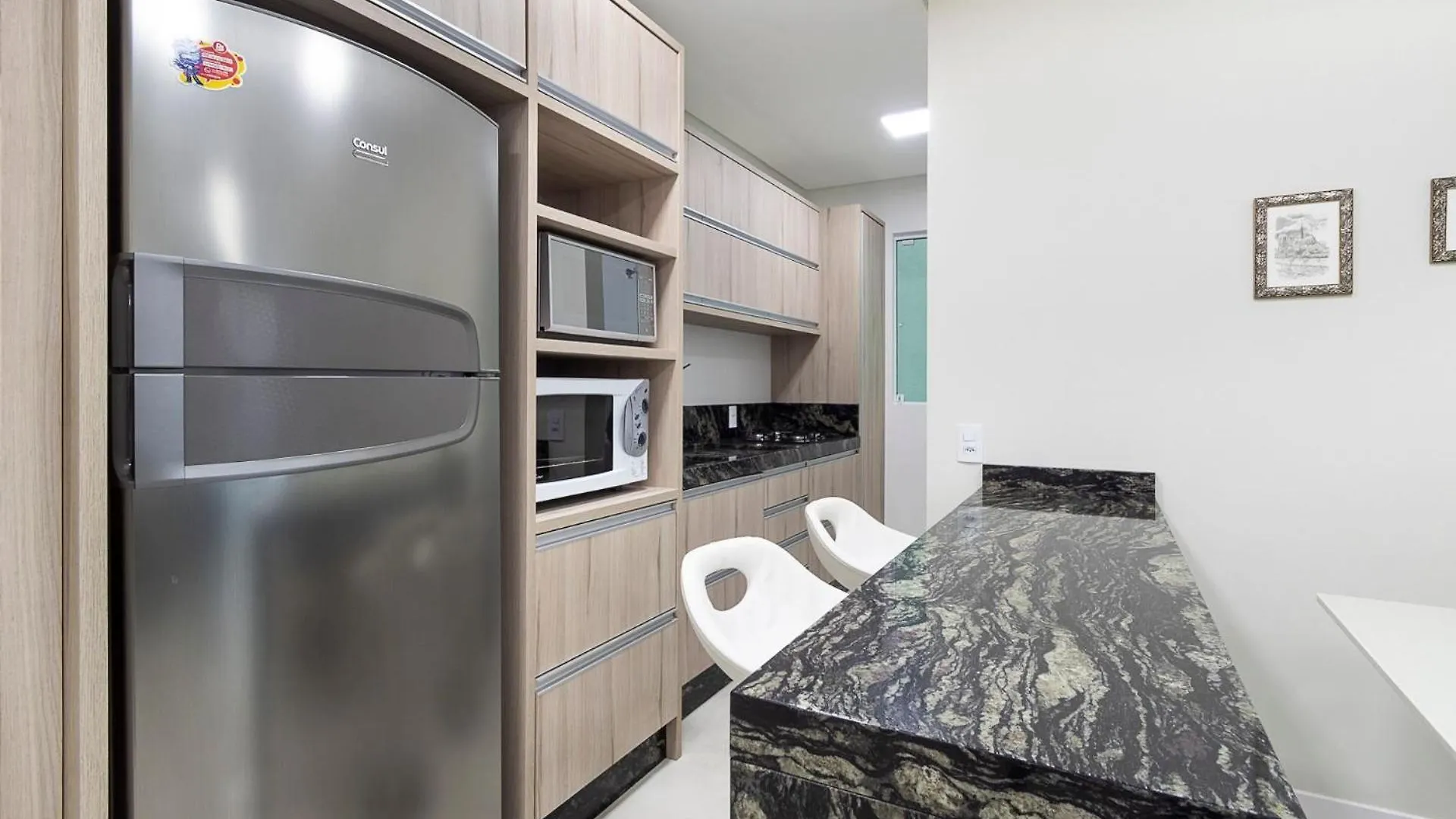 Aluguel Apartamento 2 Quartos S/ 1 Suite 80M Mar Bombas/Sc Bombinhas Brazil