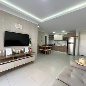 Apartamento Apto Com Piscina, Estacionamento E Churrasqueira Em Bombas - 2 Dorms 6 Pessoas - 300 Metros Do Mar, Bombinhas
